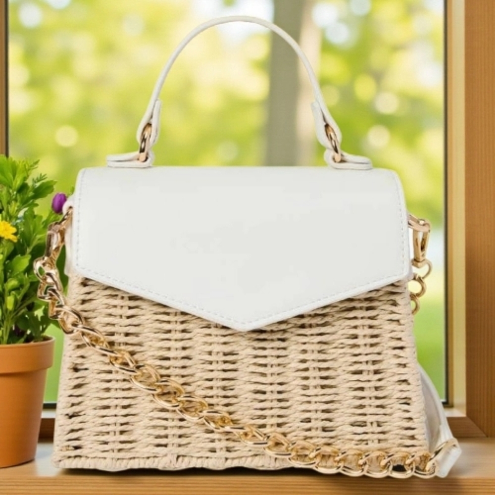 Straw Basket Purse